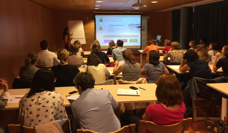 Farmacéuticos asistentes a la primera sesión del Curso SEFAC ARN de Actualización en Farmacoterapia en Zaragoza