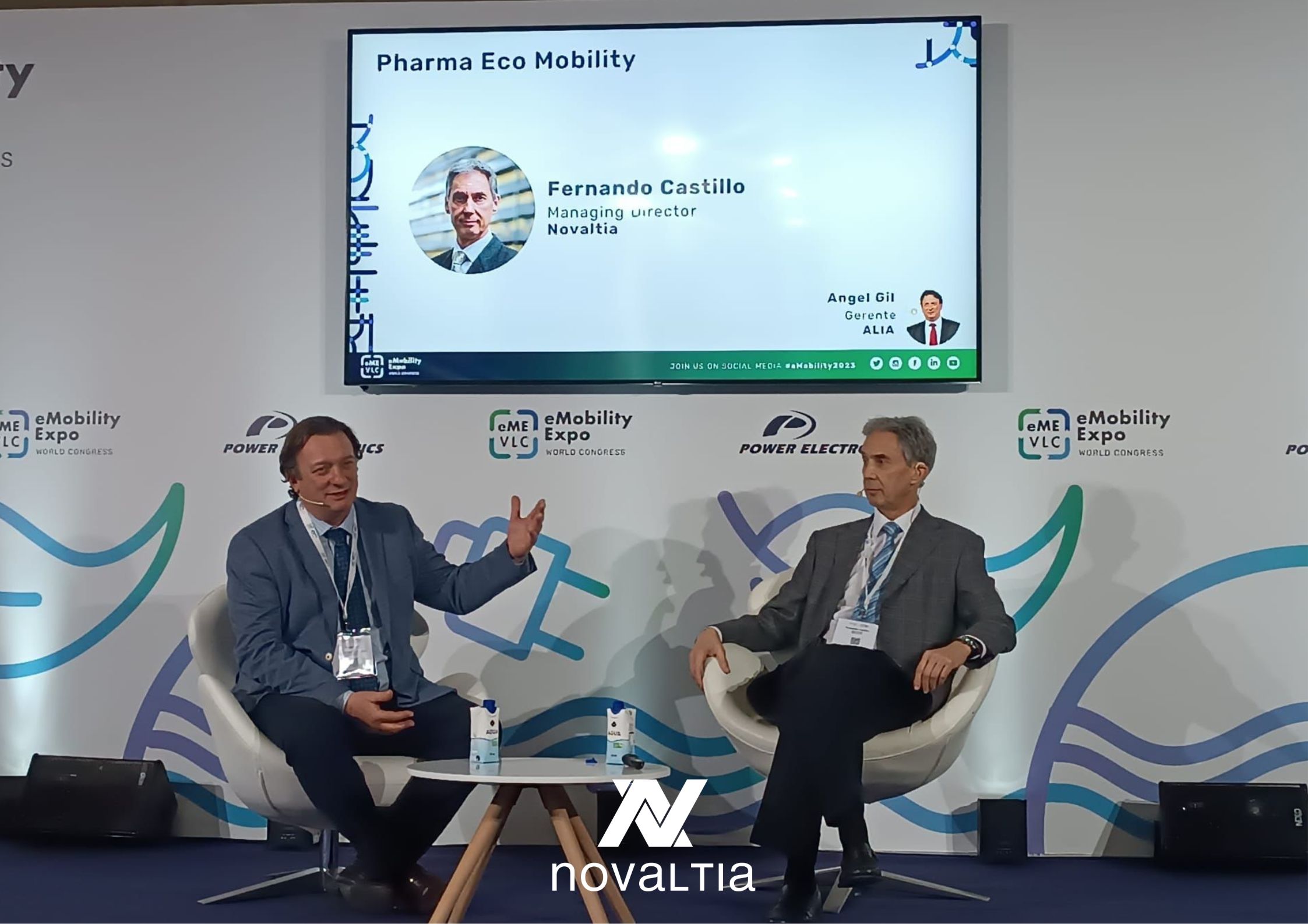 Mesa redonda en el eMobility Expo & World Congress sobre movilidad sostenible y logística farmacéutica, con representantes del sector logístico e institucional.