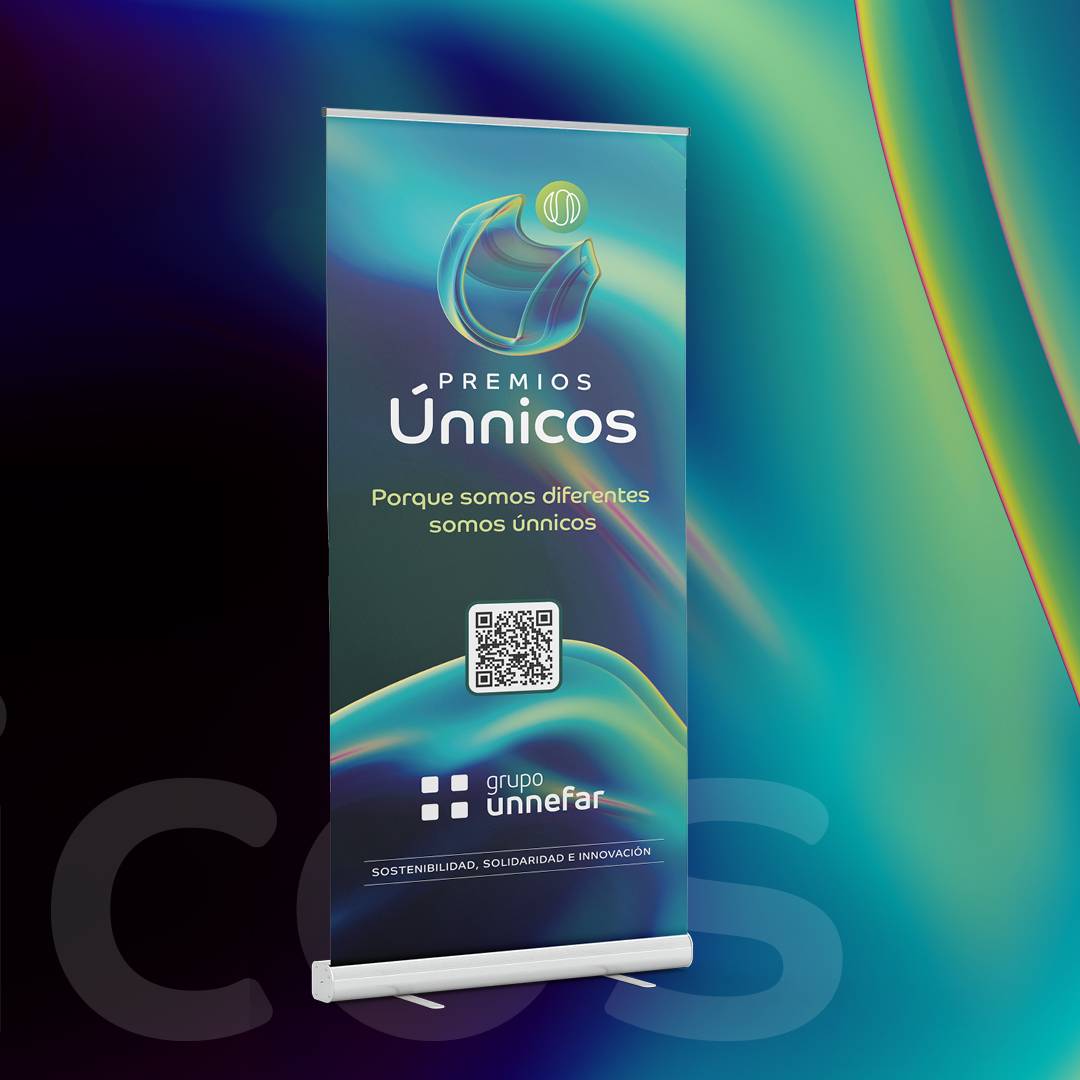 Roll-up promocional de los Premios Únnicos del Grupo Unnefar con el lema “Porque somos diferentes, somos únicos”