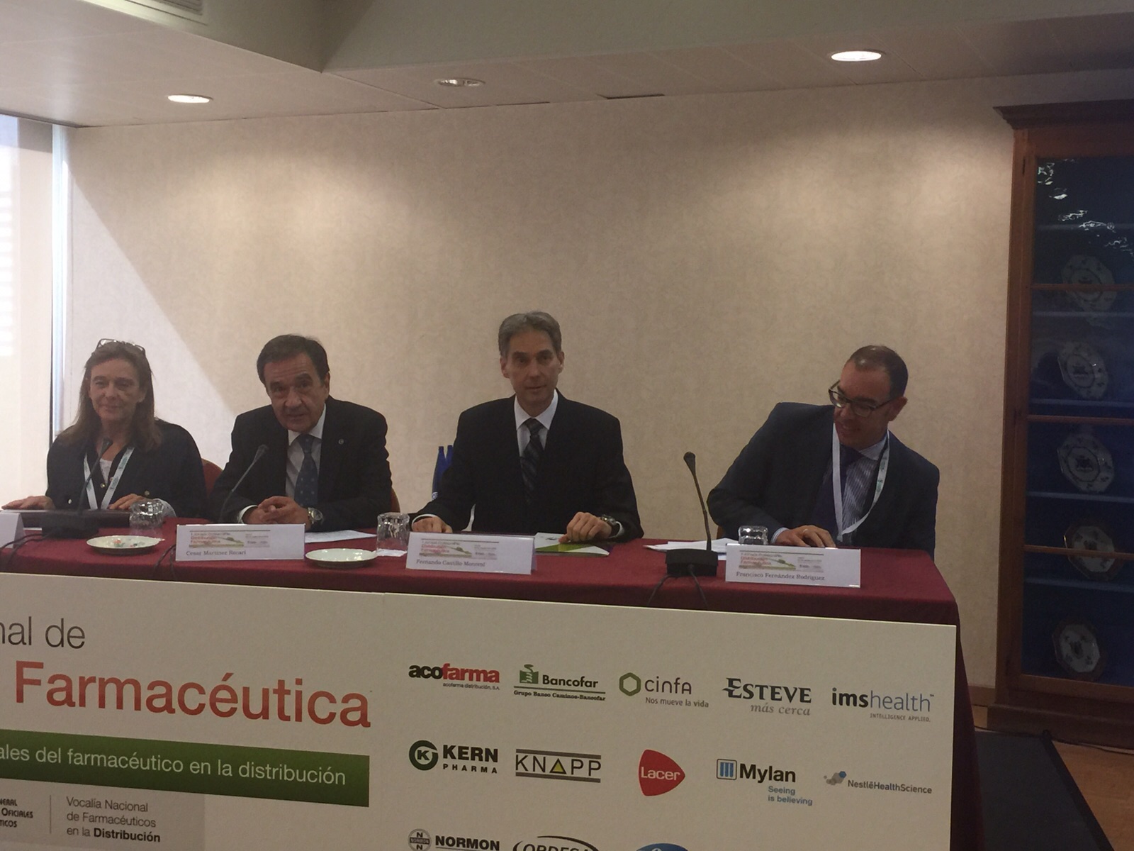 Fernando Castillo durante su ponencia en la Jornada Profesional sobre distribución farmacéutica del Consejo General